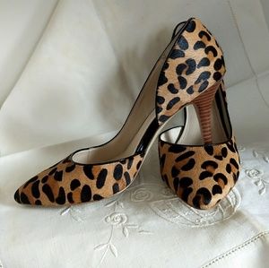 Saucy Leopard Pumps